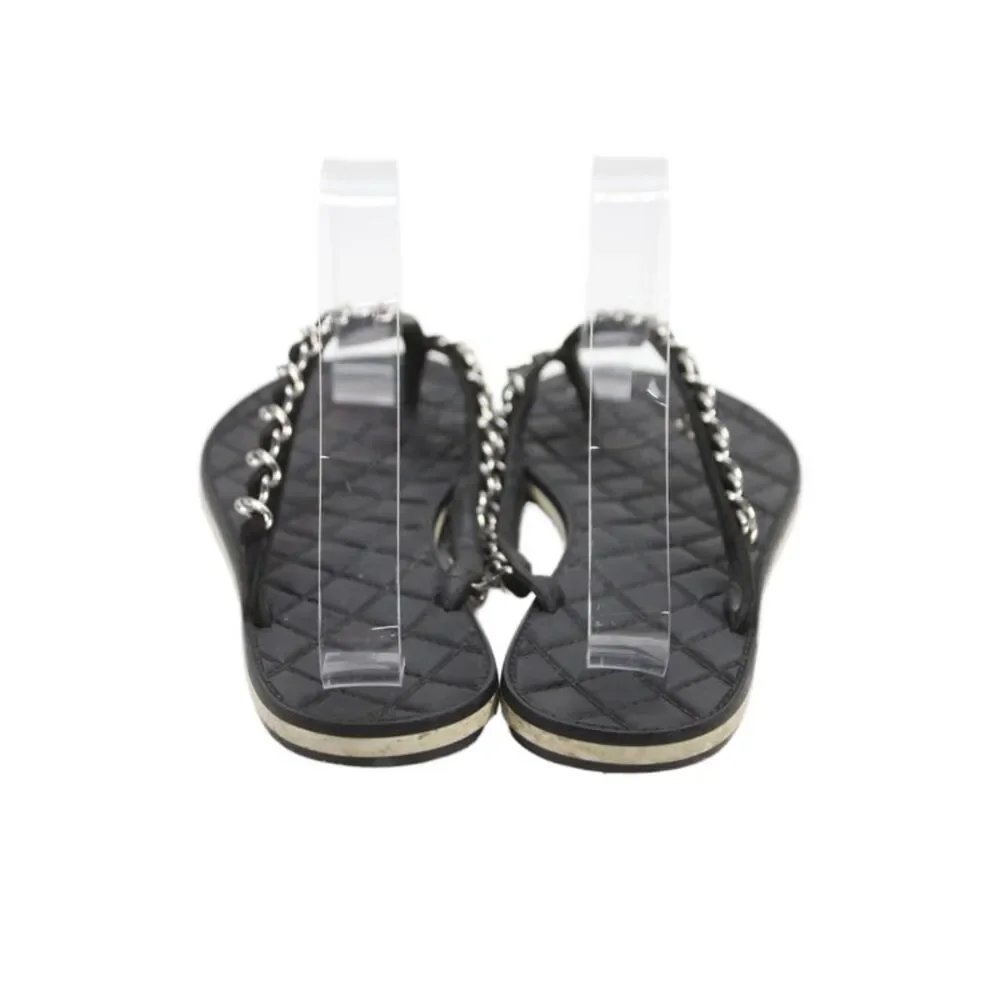 Chanel Womens Chain Detail CC Detail Quilted Flip Flop Black Size 7